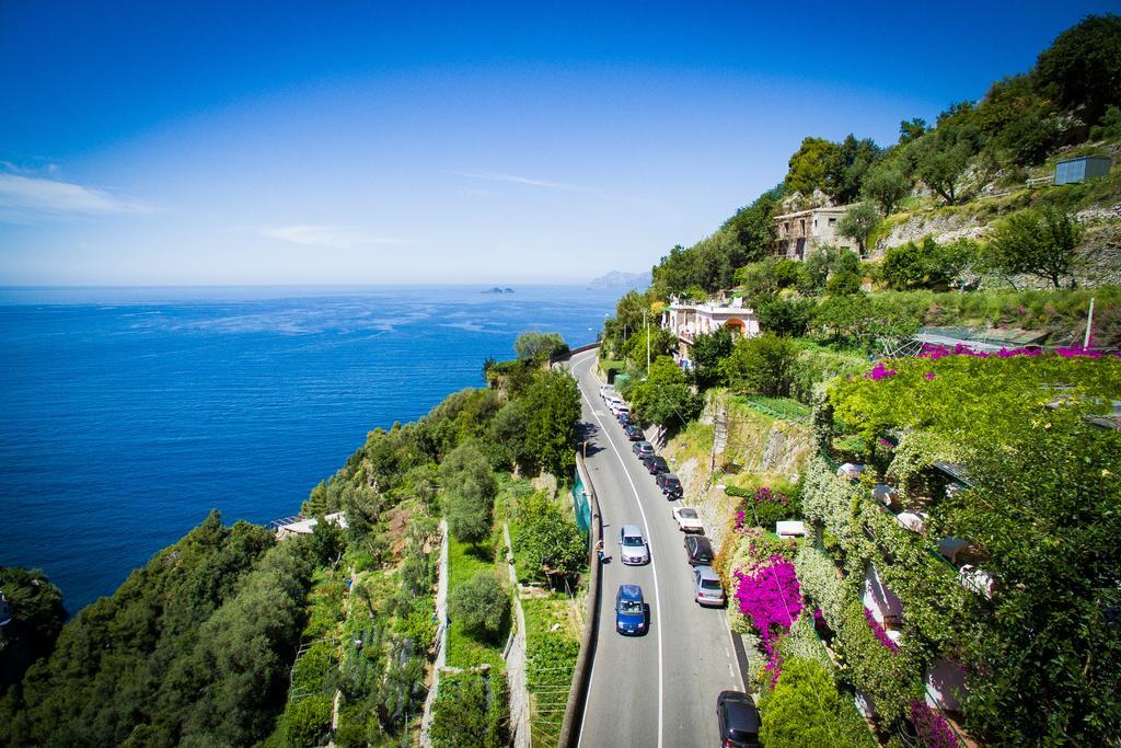 Hotel Pellegrino Praiano Eksteriør billede