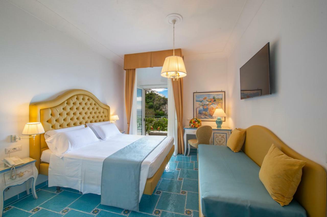 Hotel Pellegrino Praiano Eksteriør billede